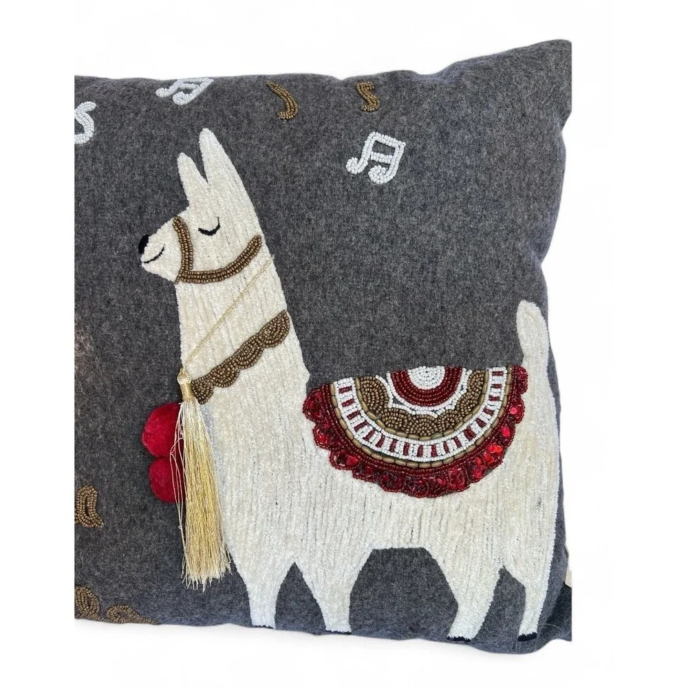 Artisan de Luxe Llama Alpaca Christmas Pillow 17